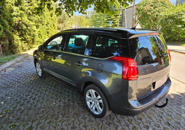 Peugeot 5008 cena 21900 przebieg: 216000, rok produkcji 2011 z Sompolno małe 781